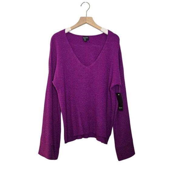 Free Press Women’s Small V-Neck Sweater Ribbed Knit Pullover Long Sleeve Viscose - Picture 3 of 8